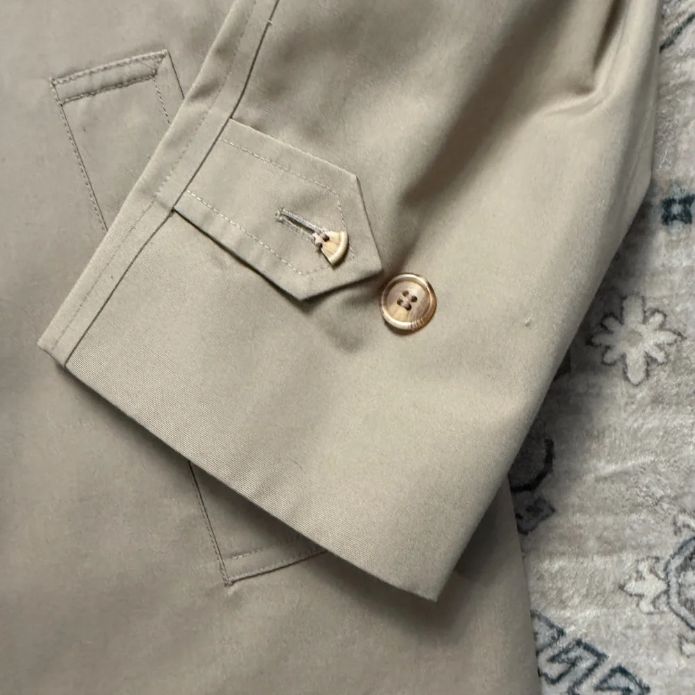 Misty Harbor Classic Tan Trench Coat‎ - Lined & Elegant